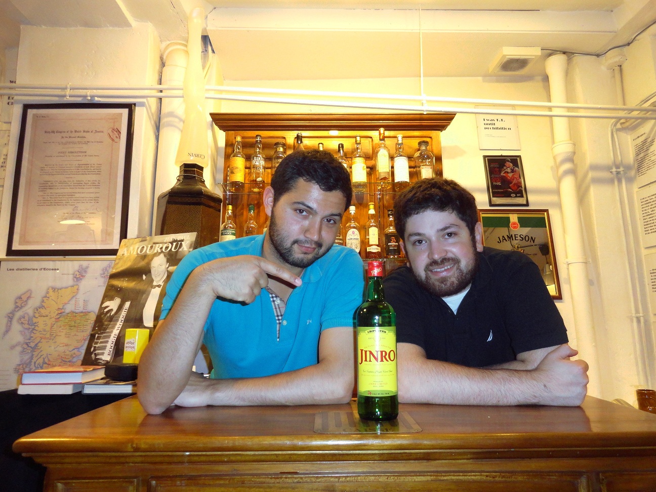 Juan Pablo, Maxime et une bouteille de Jinro